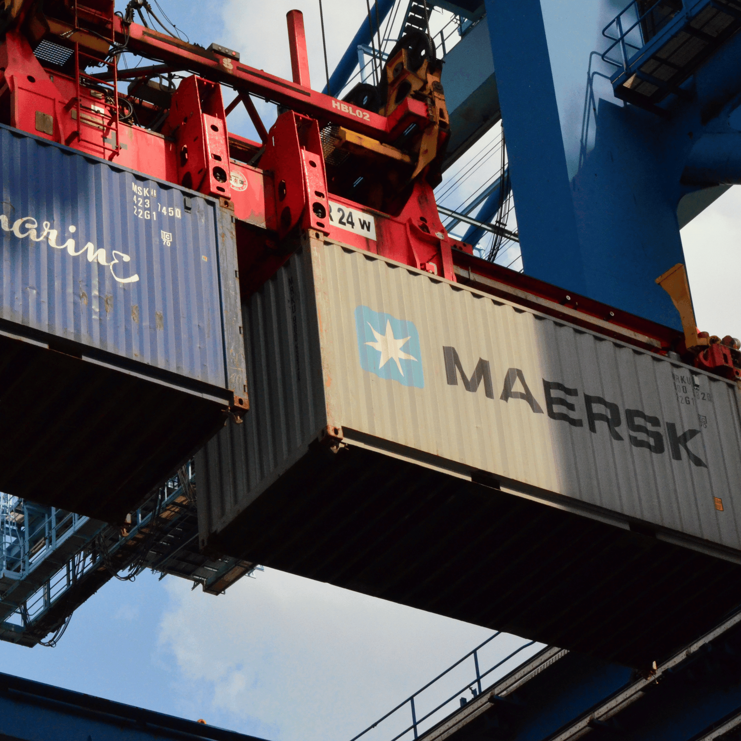 Bonded vs. Non-Bonded Warehouses: Key Differences Explained Bonded vs. Non-Bonded Warehouses: Key Differences Explained