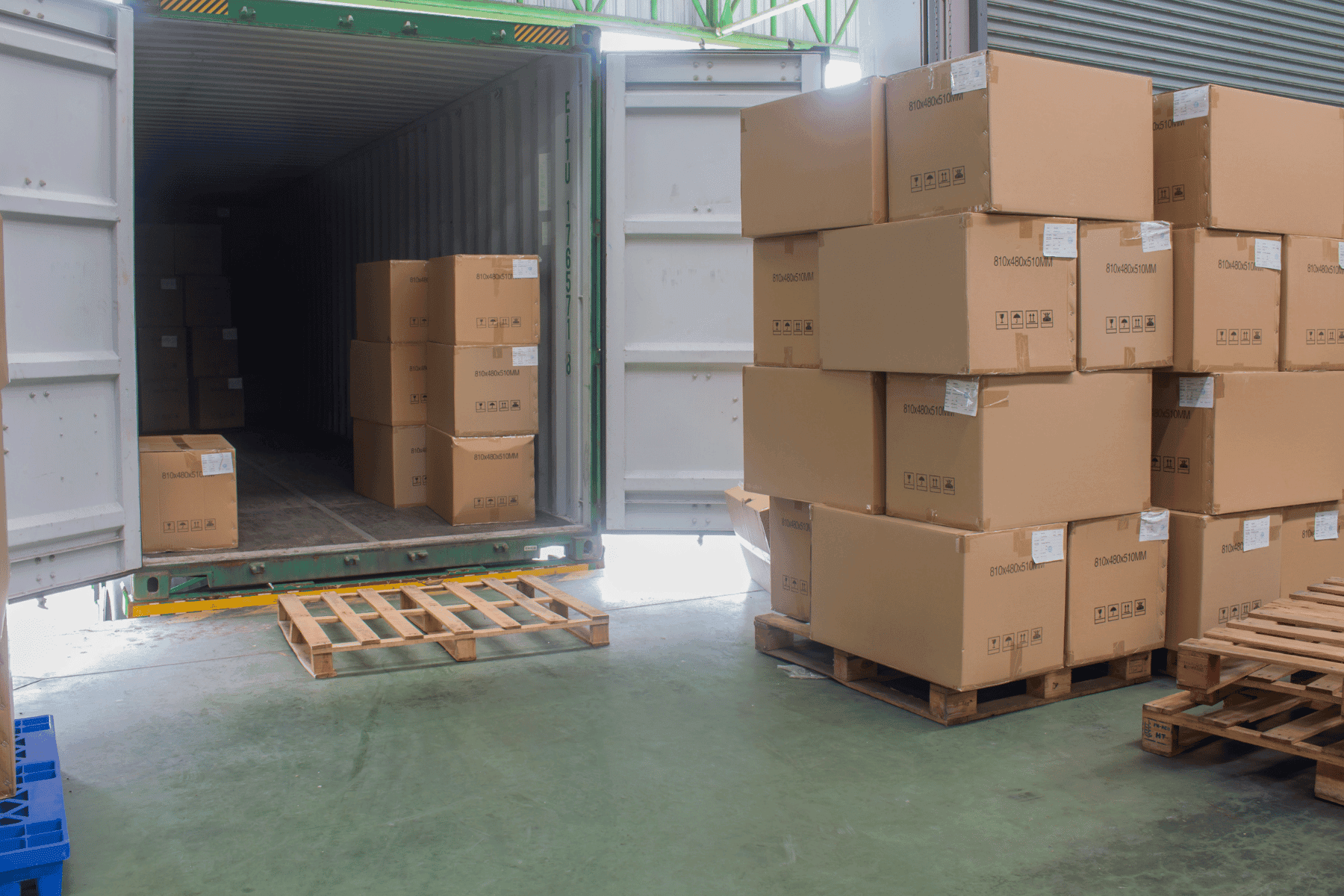 Devanning: Definition, Guide, and What It Means Devanning: Definition, Guide, and What It Means