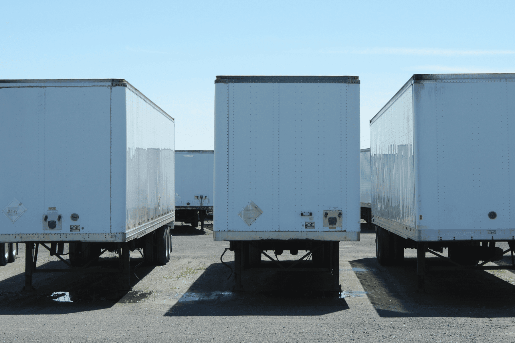 Last-Mile Delivery: Challenges and Solutions in Domestic Freight Last-Mile Delivery: Challenges and Solutions in Domestic Freight
