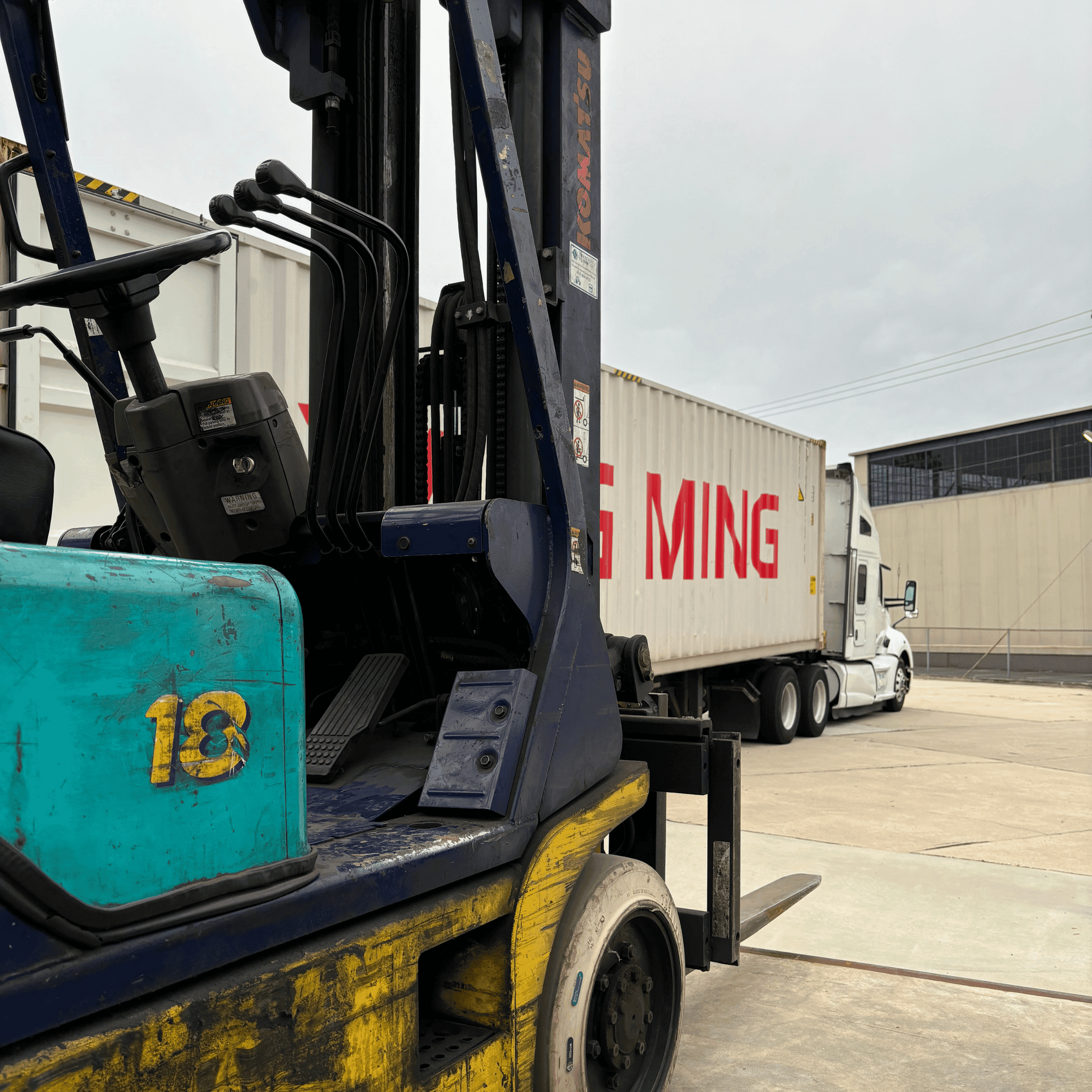 The Snapl Advantage for Faire, Shopify, and Direct-to-Retail Fulfillment The Snapl Advantage for Faire, Shopify, and Direct-to-Retail Fulfillment