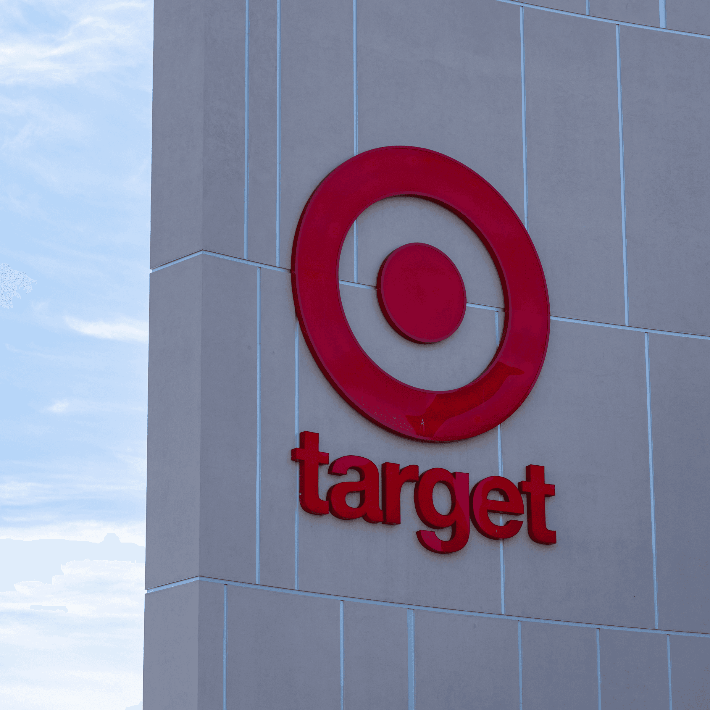 Why Retailers Are Consolidating SKUs and How 3PLs Manage the Transition Why Retailers Are Consolidating SKUs and How 3PLs Manage the Transition